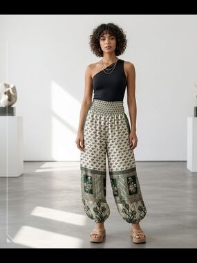Silk Balloon Hem Pants With Shirred Waistband